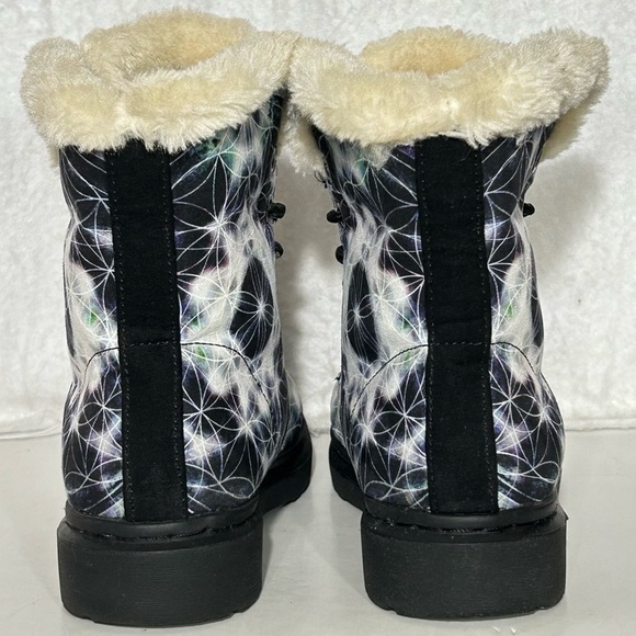 Yes We Vibe Girls Black/White Circle of Life Faux Fur Fall/Winter Boots SZ 3.5M - Picture 4 of 11